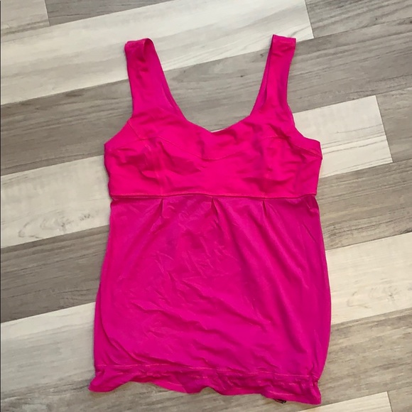 Lululemon tank - Picture 1 of 5